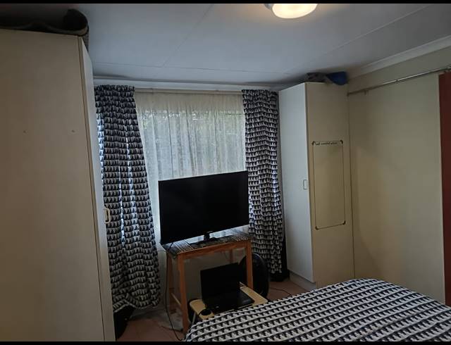 1 bed property to rent in THE REEDS